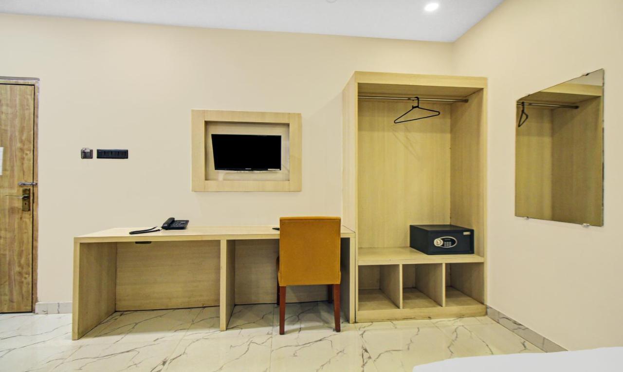 Itsy Hotels Transit Express Kolkata Exterior photo
